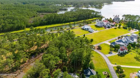 88 Oyster Point Road Oriental NC 28571