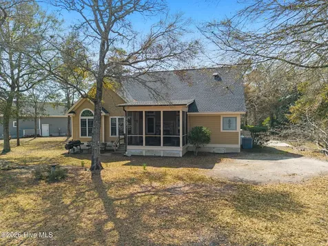 2066 Oyster Harbour Parkway SW Supply NC 28462