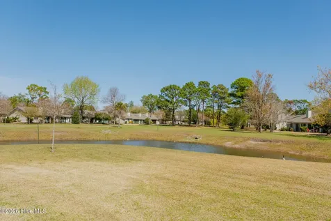 211 Inland Greens Circle Wilmington NC 28405