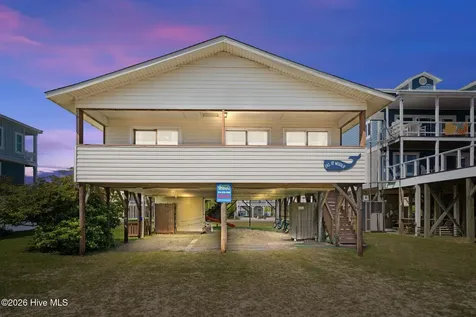 508 W Beach Drive Oak Island NC 28465