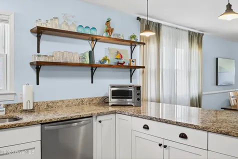 508 W Beach Drive Oak Island NC 28465