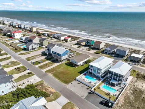 508 W Beach Drive Oak Island NC 28465