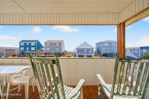 508 W Beach Drive Oak Island NC 28465