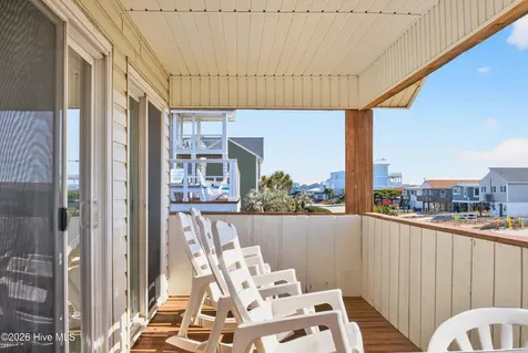 508 W Beach Drive Oak Island NC 28465