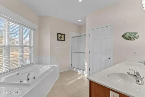3810 River Front Place Wilmington NC 28412