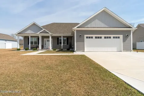 610 Bright Harvest Drive Maysville NC 28555
