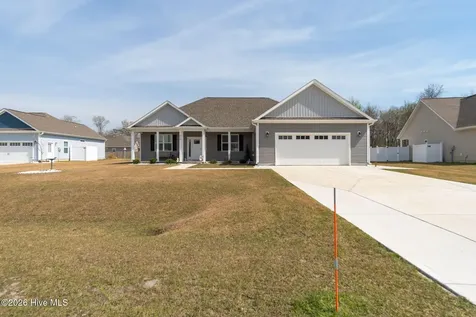 610 Bright Harvest Drive Maysville NC 28555