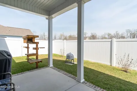 610 Bright Harvest Drive Maysville NC 28555