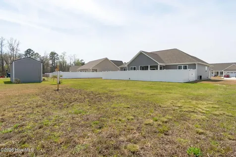 610 Bright Harvest Drive Maysville NC 28555