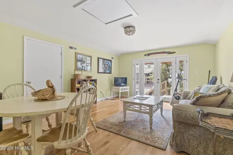 568 Seashore Drive Atlantic NC 28511