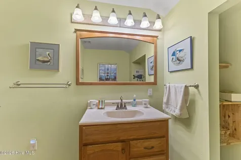 568 Seashore Drive Atlantic NC 28511
