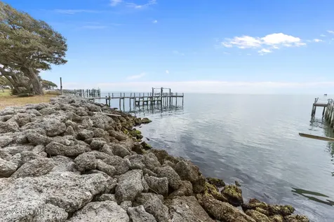 568 Seashore Drive Atlantic NC 28511