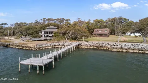 568 Seashore Drive Atlantic NC 28511