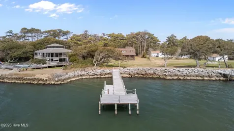 568 Seashore Drive Atlantic NC 28511