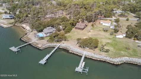 568 Seashore Drive Atlantic NC 28511