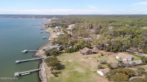 568 Seashore Drive Atlantic NC 28511