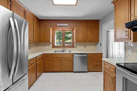 618 Chelsea Drive Sanford NC 27332