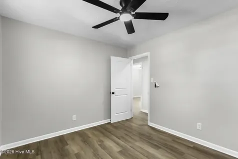 61 Dixie Trail Jacksonville NC 28546