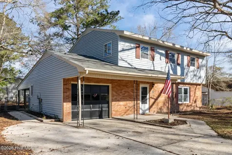 214 Kerry Court Jacksonville NC 28546