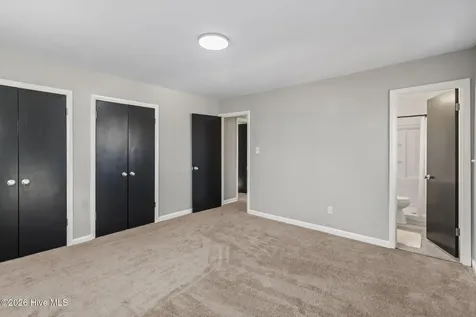 214 Kerry Court Jacksonville NC 28546
