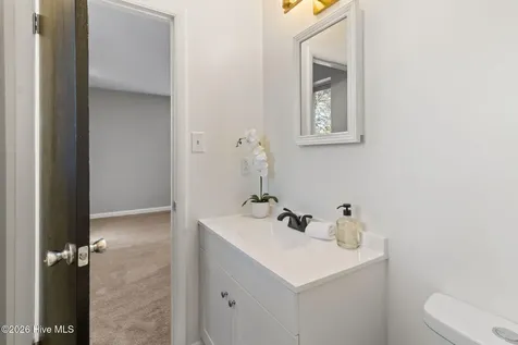 214 Kerry Court Jacksonville NC 28546