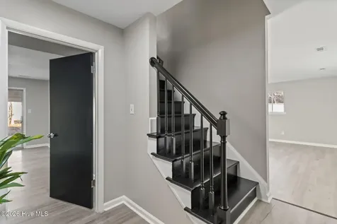 214 Kerry Court Jacksonville NC 28546