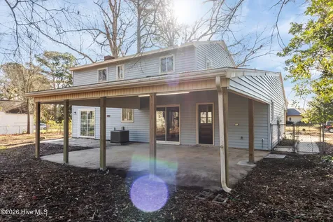 214 Kerry Court Jacksonville NC 28546
