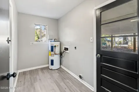 214 Kerry Court Jacksonville NC 28546