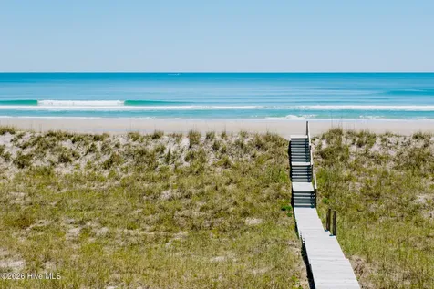 8 Beach Road S Wilmington NC 28411
