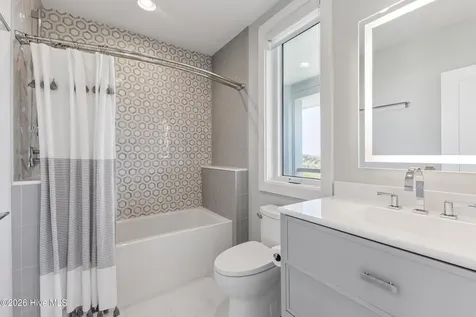 8 Beach Road S Wilmington NC 28411