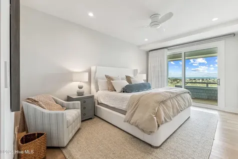 8 Beach Road S Wilmington NC 28411