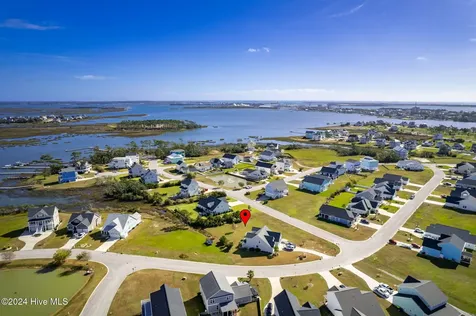 1602 Mainsail Road Morehead City NC 28557