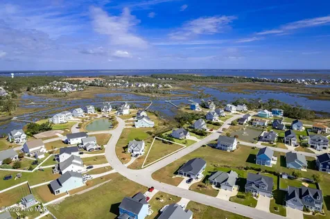 1602 Mainsail Road Morehead City NC 28557