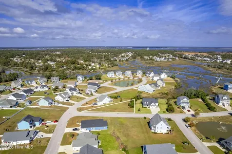 1602 Mainsail Road Morehead City NC 28557