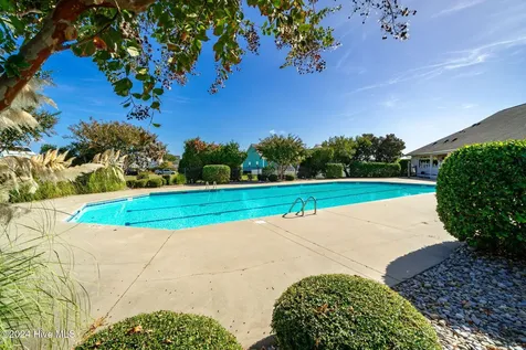 1602 Mainsail Road Morehead City NC 28557