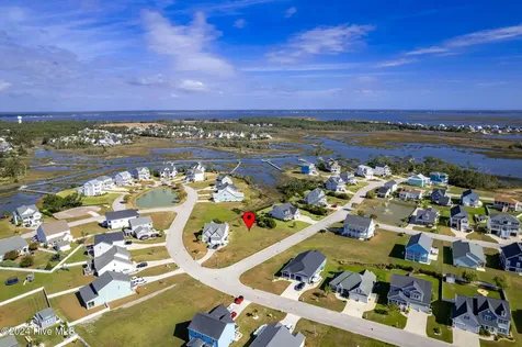 1602 Mainsail Road Morehead City NC 28557