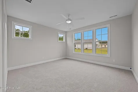 1004 Exeter Place New Bern NC 28562
