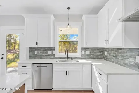 451 Thimbleberry Drive Vass NC 28394