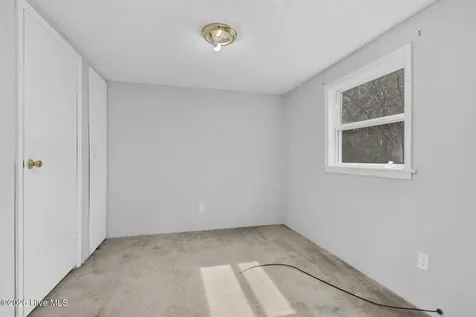481 Mount Hebron Road Castalia NC 27816