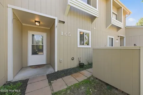 165 Quarterdeck New Bern NC 28562