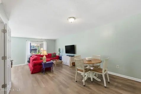 165 Quarterdeck New Bern NC 28562