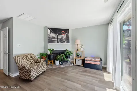 165 Quarterdeck New Bern NC 28562