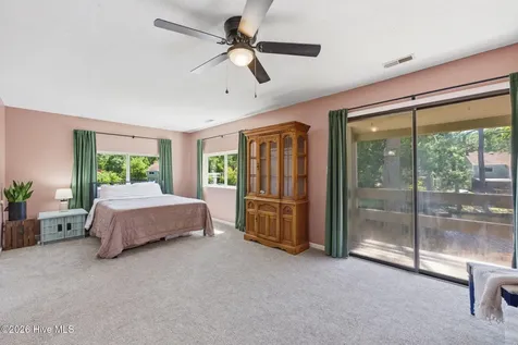 165 Quarterdeck New Bern NC 28562
