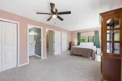 165 Quarterdeck New Bern NC 28562