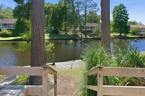 165 Quarterdeck New Bern NC 28562