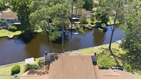 165 Quarterdeck New Bern NC 28562