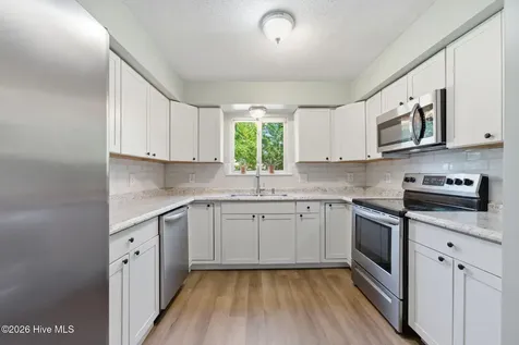 165 Quarterdeck New Bern NC 28562