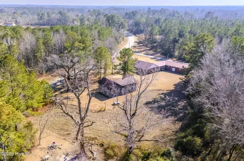 1789 Mille Christine Road Whiteville NC 28472