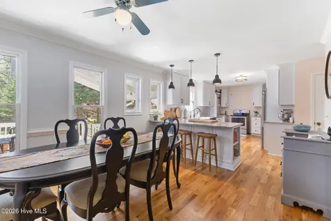 909 Cobia Lane Wilmington NC 28409