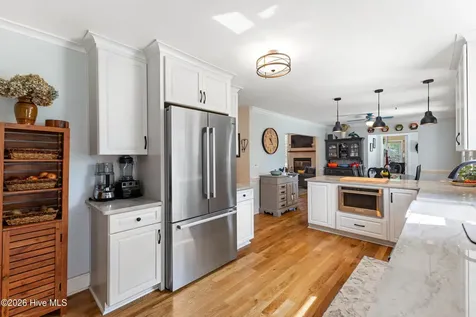 909 Cobia Lane Wilmington NC 28409